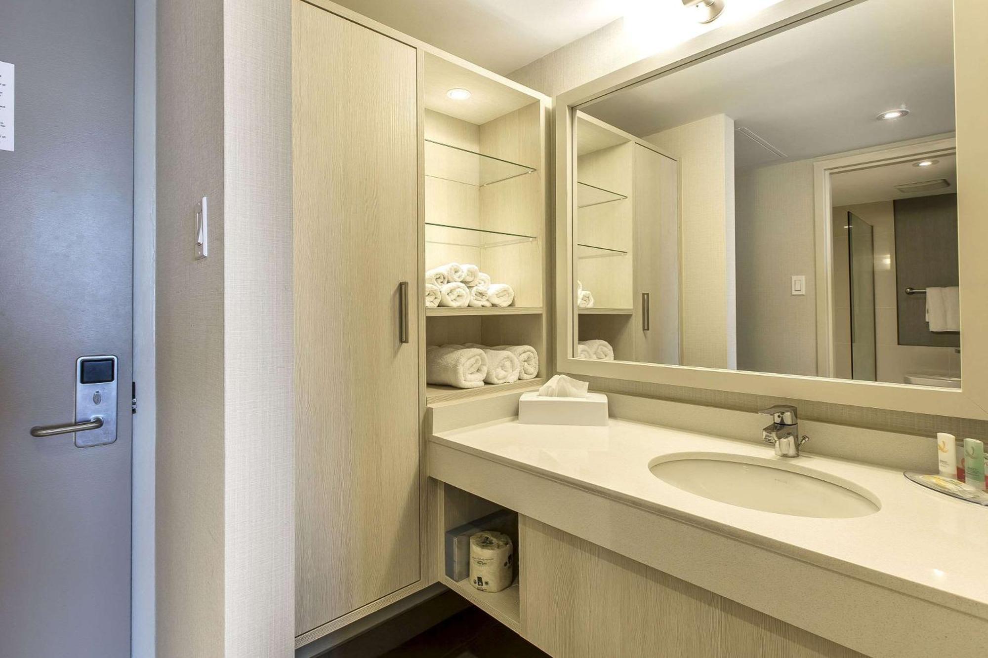 Quality Inn Корнър Брук Екстериор снимка