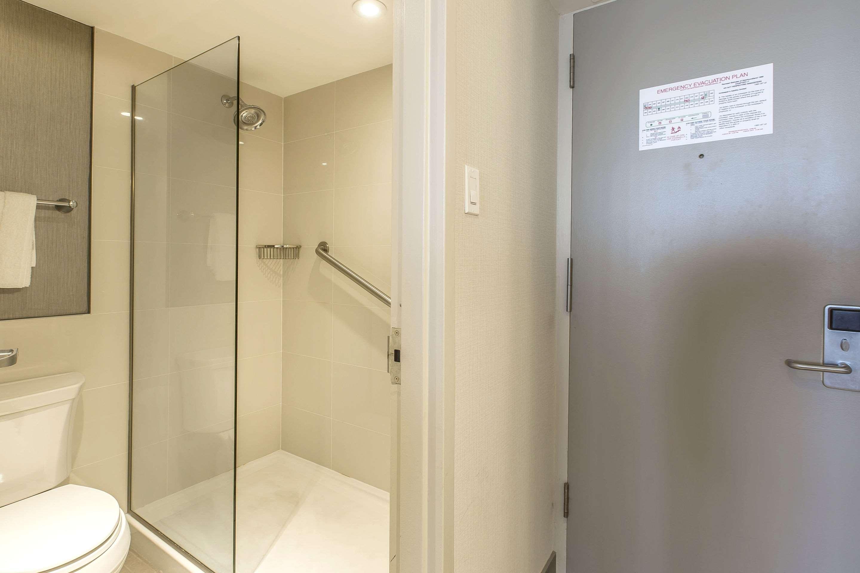 Quality Inn Корнър Брук Екстериор снимка