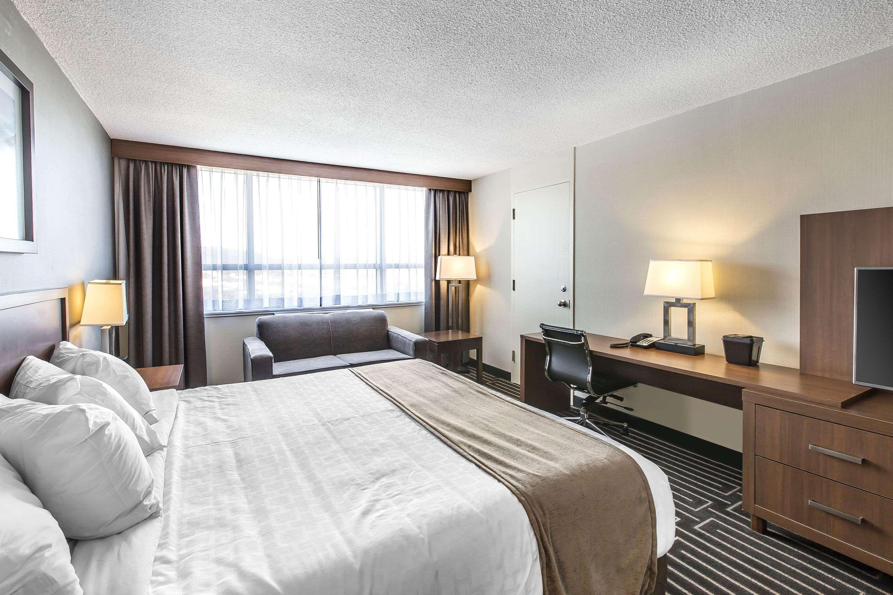 Quality Inn Корнър Брук Екстериор снимка