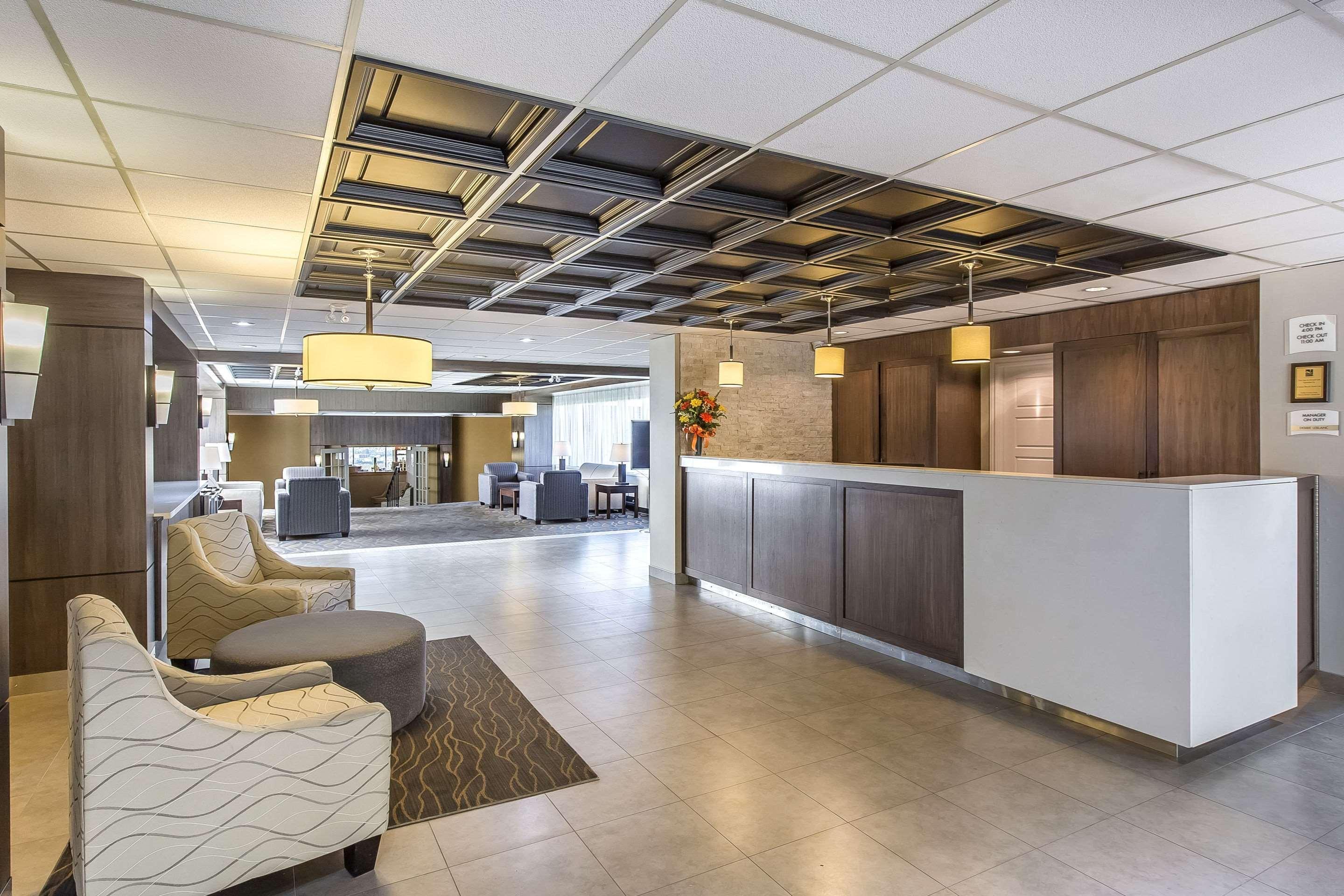 Quality Inn Корнър Брук Екстериор снимка